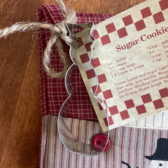 NEW | Vintage Snowman Gift Set: potholder, recipe cards, cookie cutter, recipe - Picture 3 of 12